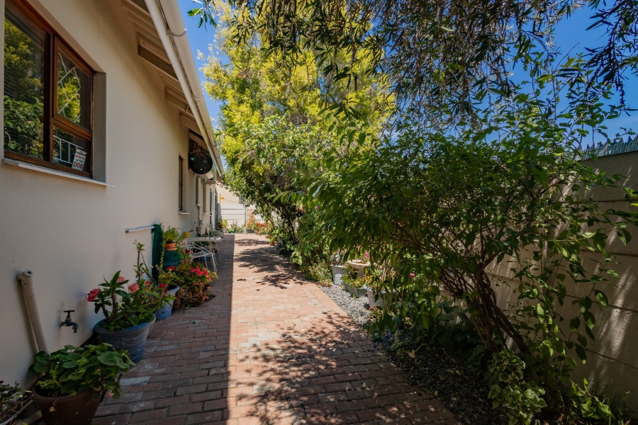 3 Bedroom Property for Sale in Somerset Park Western Cape